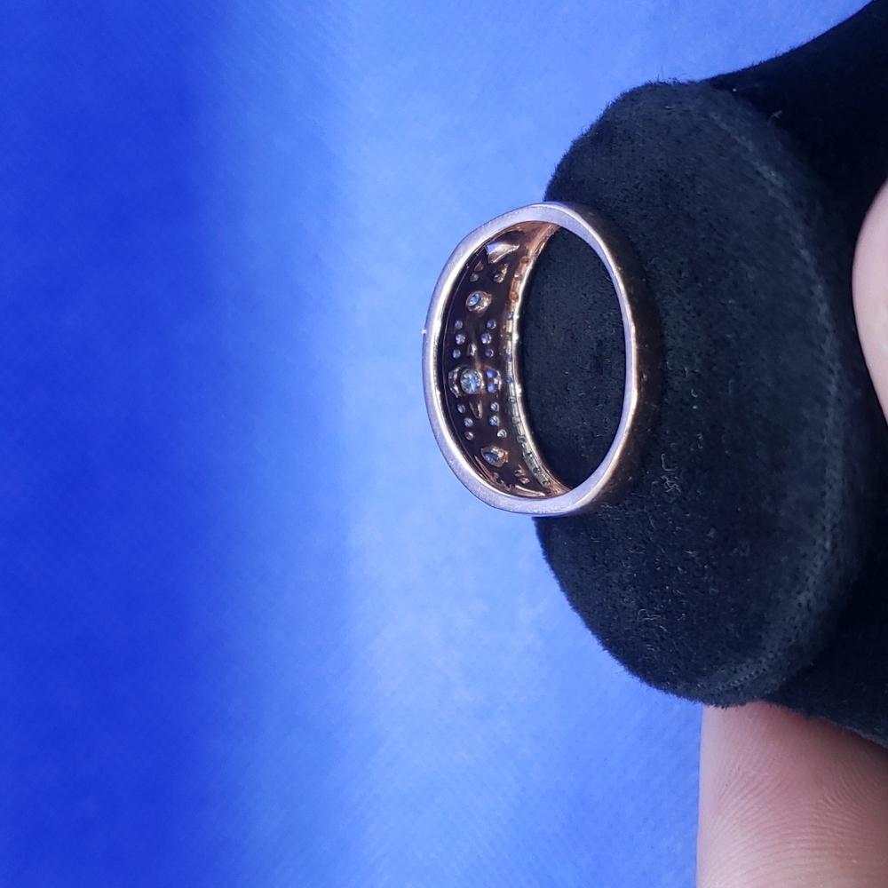 Rose gold diamond anniversary band - Picture 7 of 8